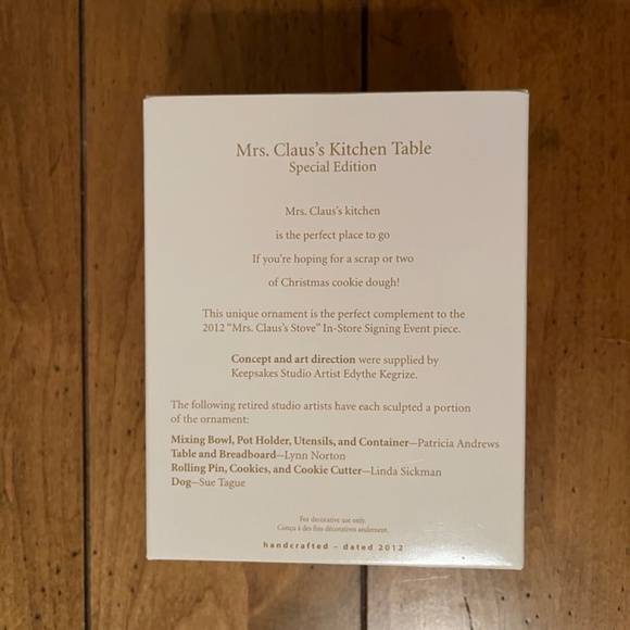 Hallmark Keepsake Mrs. Claus's Kitchen Table 2012 Limited Edition - Picture 2 of 12